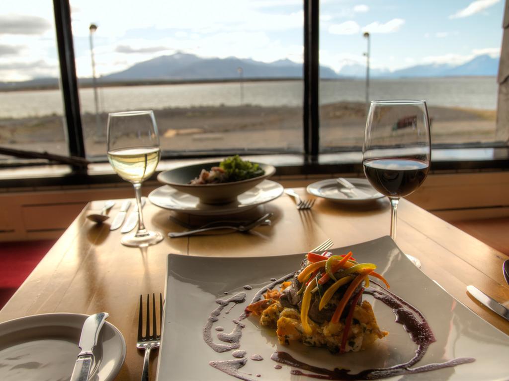 Noi Indigo Patagonia Hotel Puerto Natales Exterior photo